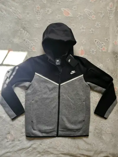 Nike tech - miniatura 1