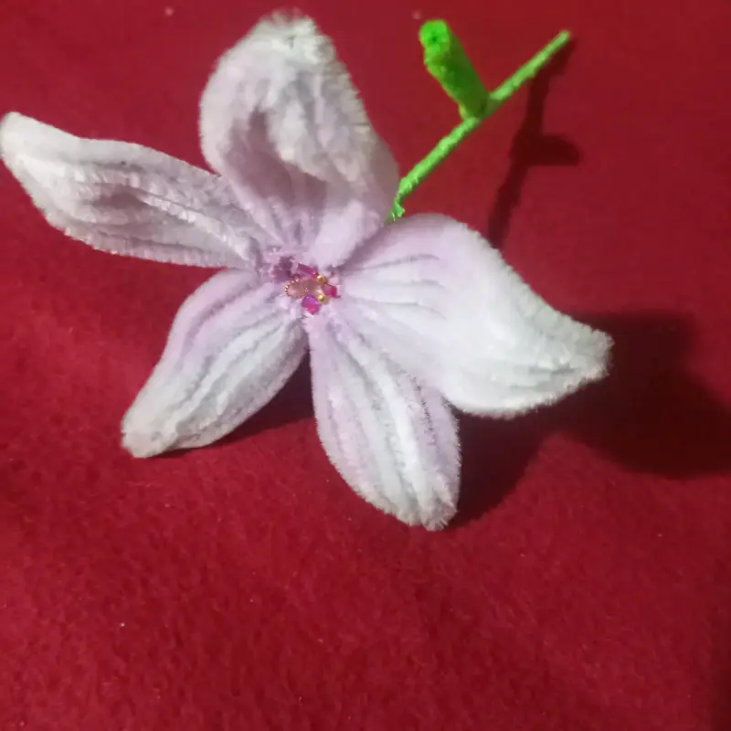 Flor decorativa de limpia pipa - 1