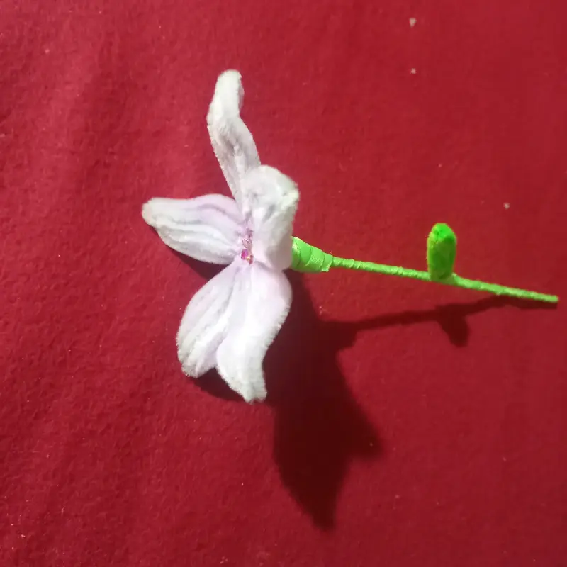 Flor decorativa de limpia pipa - 2