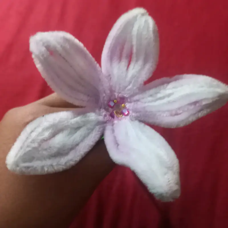 Flor decorativa de limpia pipa - 3
