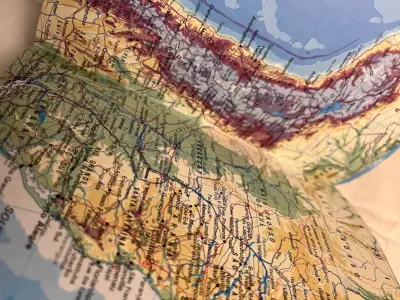 South American Handbook (Edición De 1992) - miniatura 3
