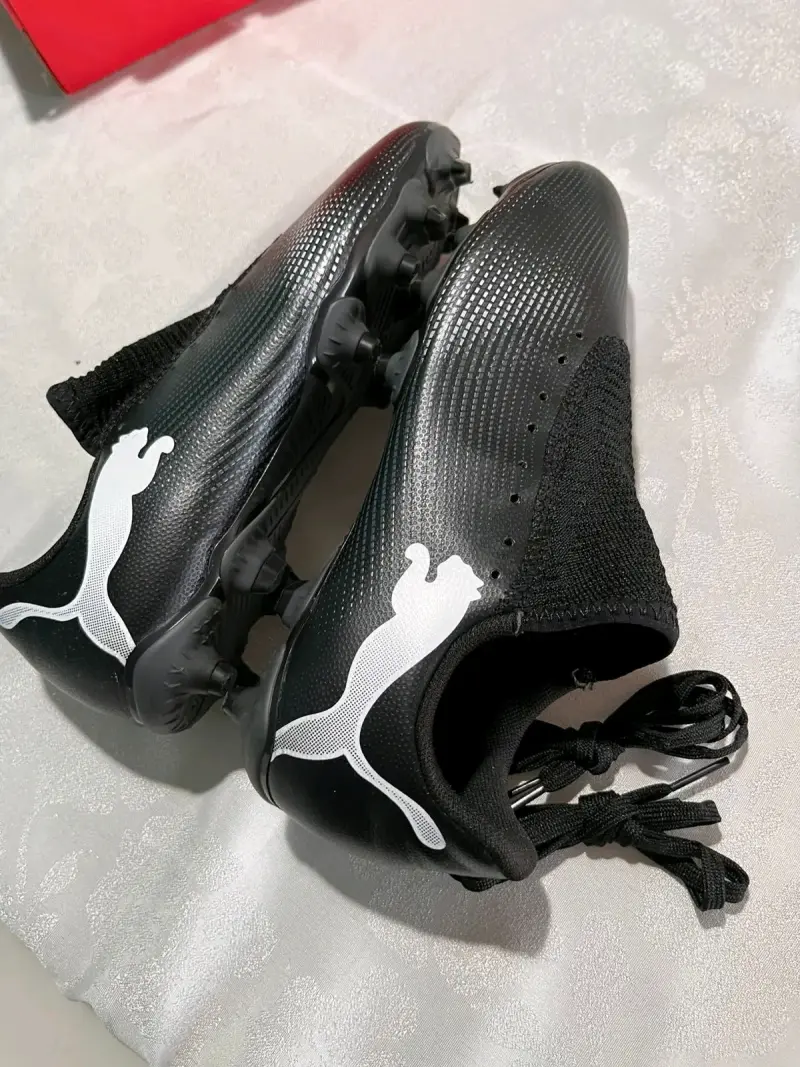 Botines de fútbol Puma negros - 3