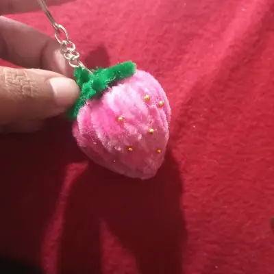 Llavero de fresa limpia pipa - miniatura 2
