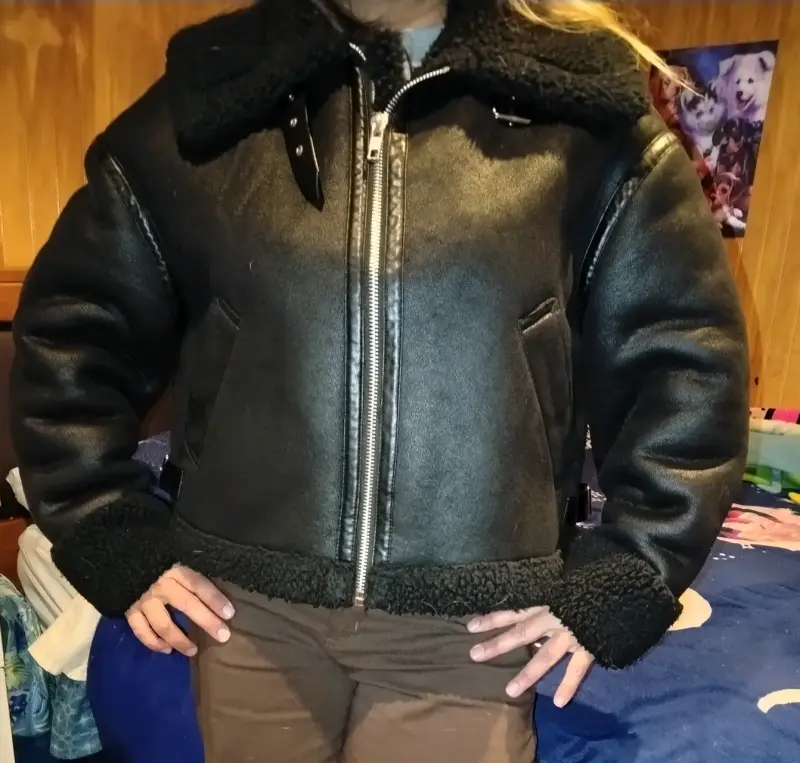Chaqueta negra Zara con forro - 4
