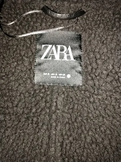 Chaqueta negra Zara con forro - miniatura 6