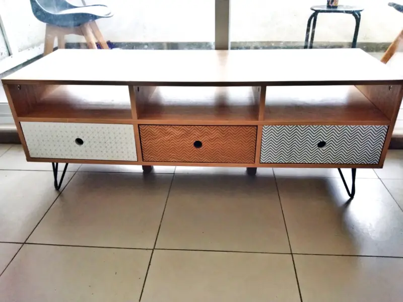 Rack Tv estilo moderno con cajones - 1