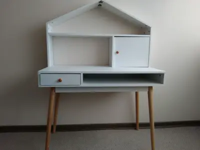 Escritorio juvenil estilo casita - miniatura 1