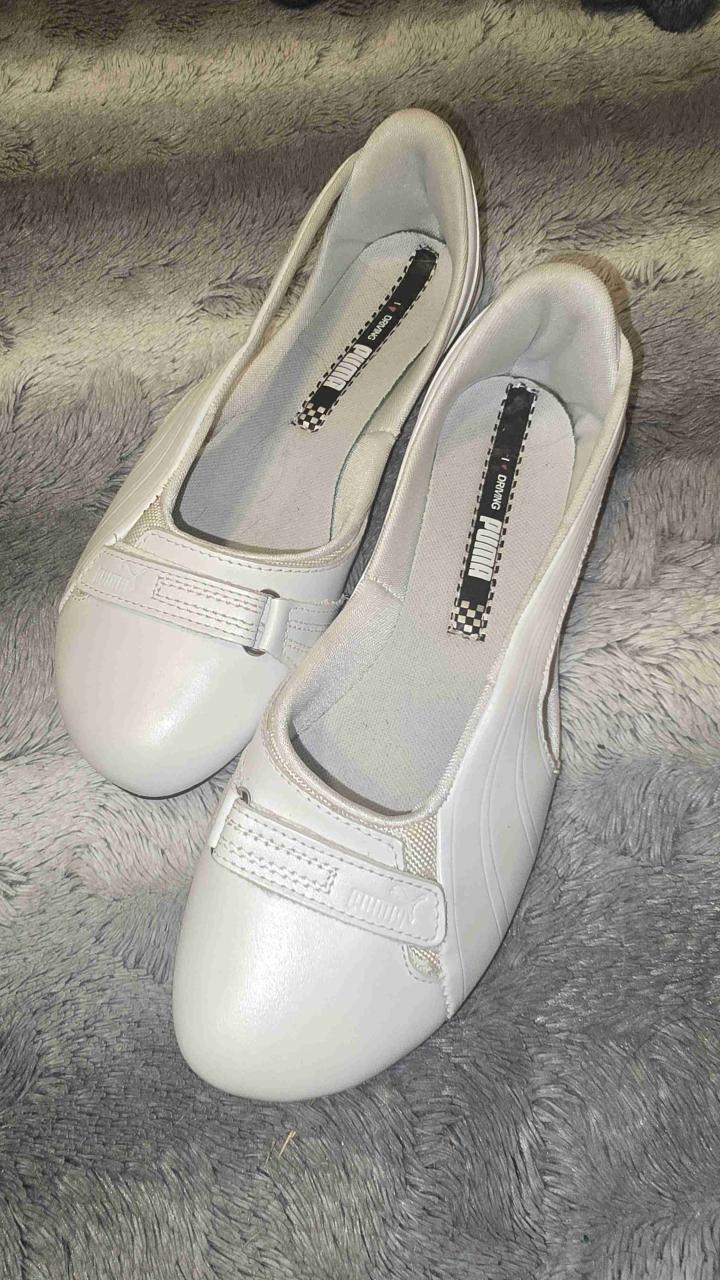 Zapatillas Puma blancas - 1