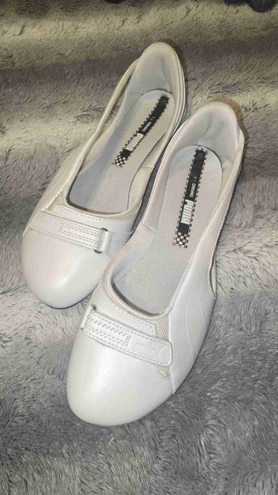 Zapatillas Puma blancas - miniatura 1