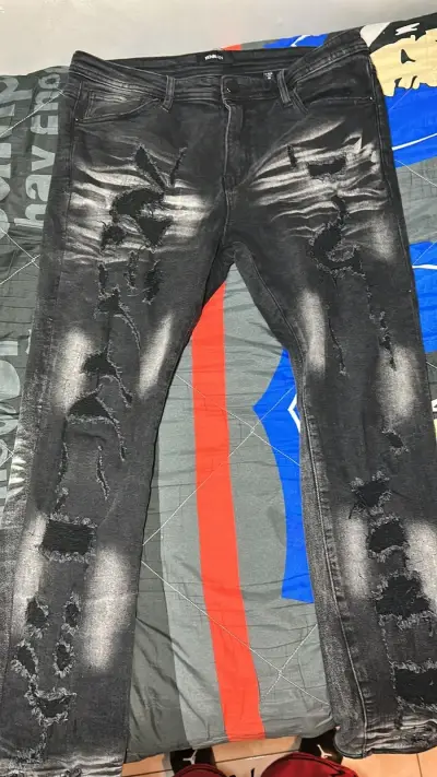 Jeans negros  fashionnova - miniatura 3