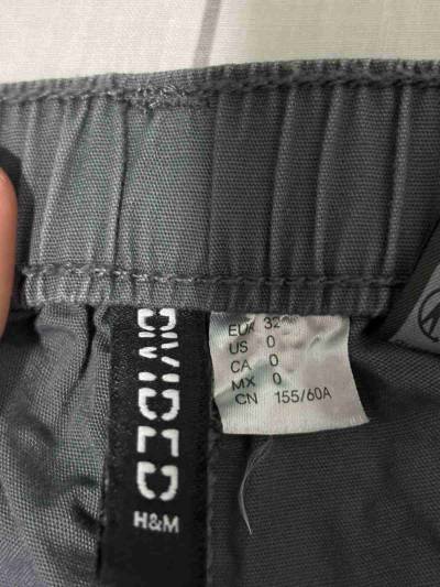 Pantalones cargo gris oscuros - miniatura 2