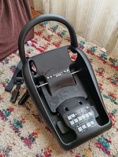 Silla de auto Maxi-Cosi negra - miniatura 4