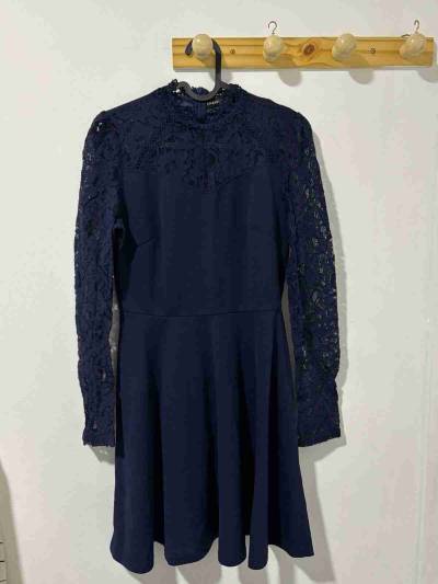 Vestido azul encaje manga larga - miniatura 1