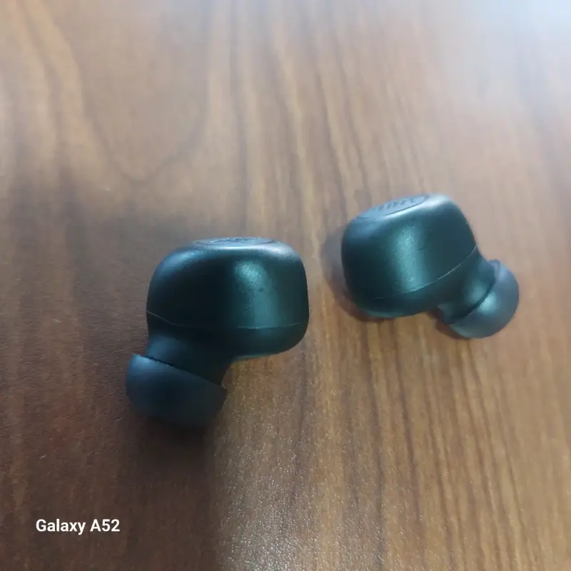 Audífonos JBL Wave Buds negros - 3