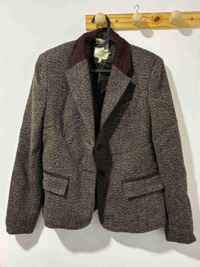 Blazer tweed marrón clásico