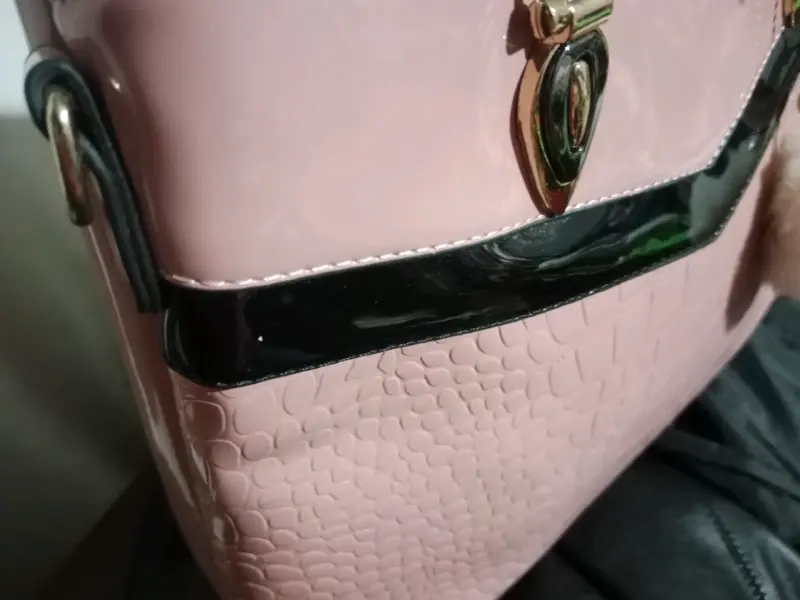 Cartera rosa elegante - 2