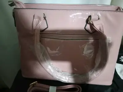 Cartera rosa elegante - miniatura 4