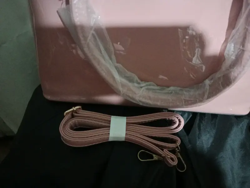 Cartera rosa elegante - 5