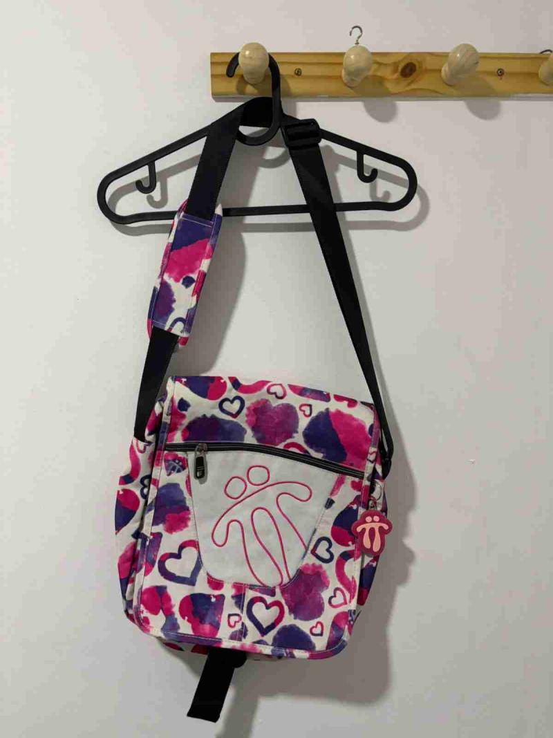 Mochila con diseño de corazones - 1