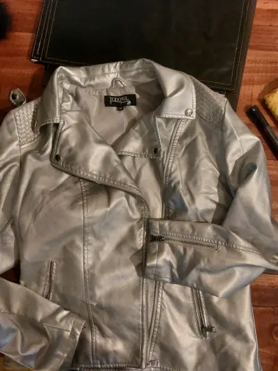 Chaqueta verde con forro de lana - miniatura 3
