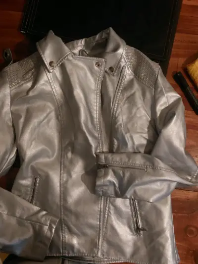 Chaqueta verde con forro de lana - miniatura 4