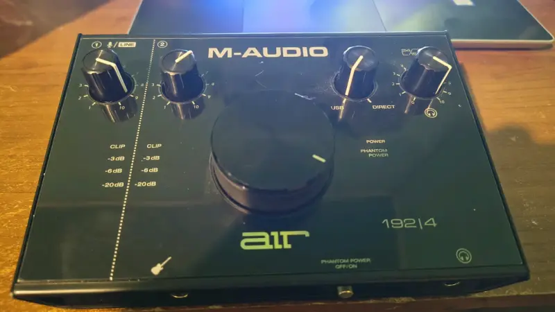 Interfaz de audio M-Audio Air - 1
