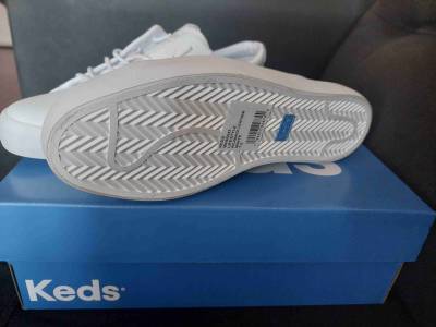 Zapatillas blancas Keds nuevas - miniatura 3