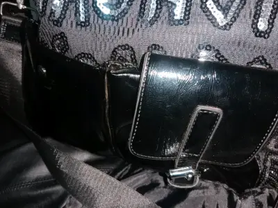 Cartera rosa elegante - miniatura 2