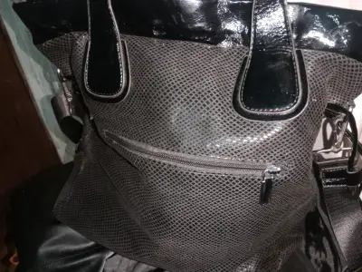 Cartera rosa elegante - miniatura 3