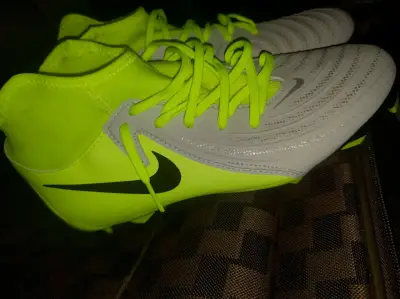 Zapatillas fútbol Nike verde neón - miniatura 2
