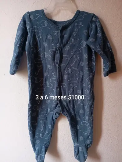 Lote de ropa 6-9 meses - miniatura 1