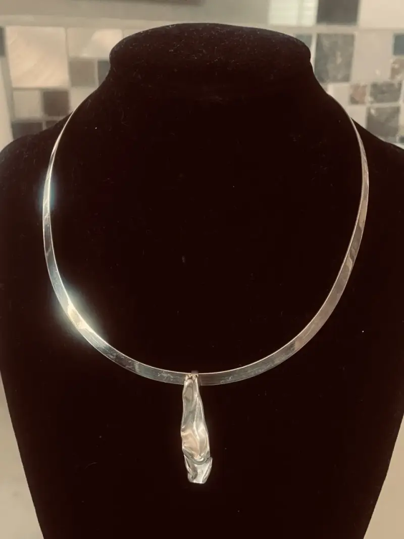 Collar de plata / colgante exclusivo de diseñador