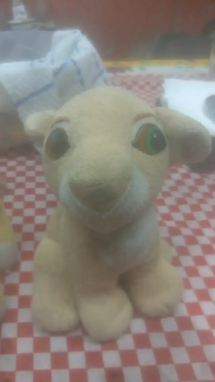 Peluches de león y leona y cebra - 2