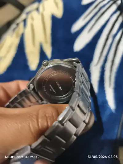 Reloj Casio plateado clásico - miniatura 2