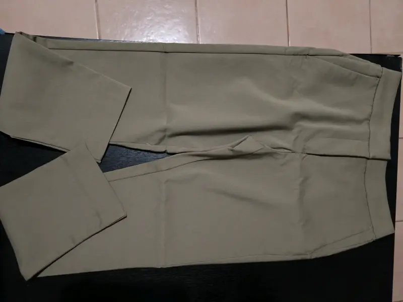 Pantalones de mujer nuevos - 2