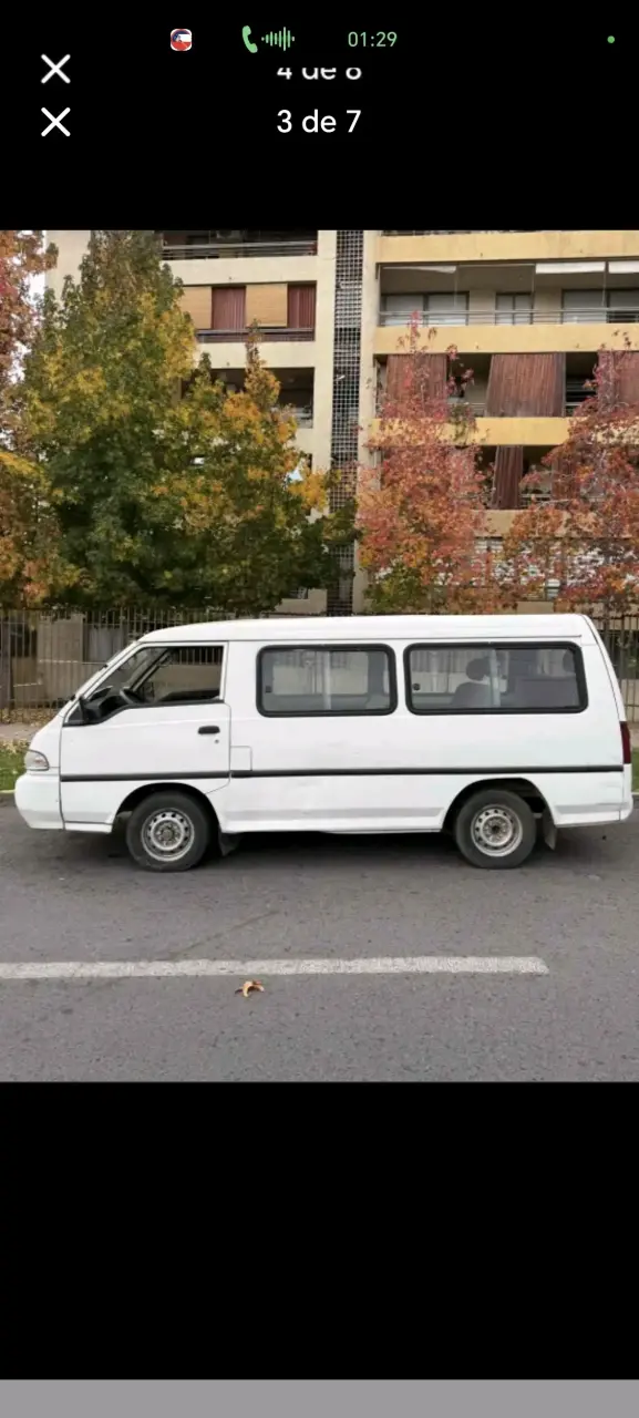 Furgón Hyundai blanco usado - 3