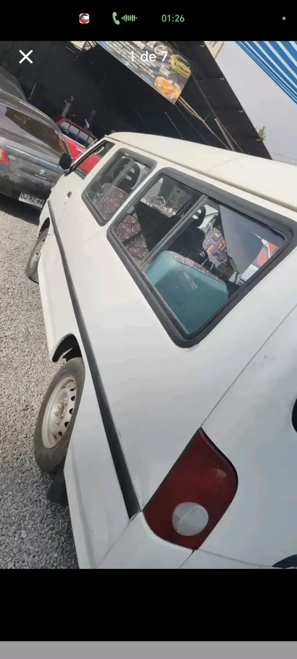 Furgón Hyundai blanco usado - 5
