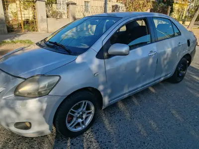 Auto usado en buen estado - miniatura 3