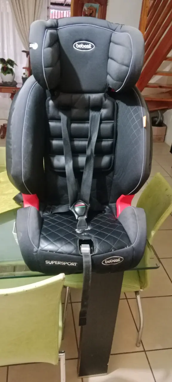Silla de auto Bebesit negra - 1