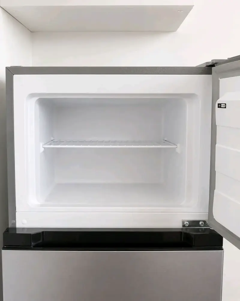 Refrigerador Midea 207lts - 1