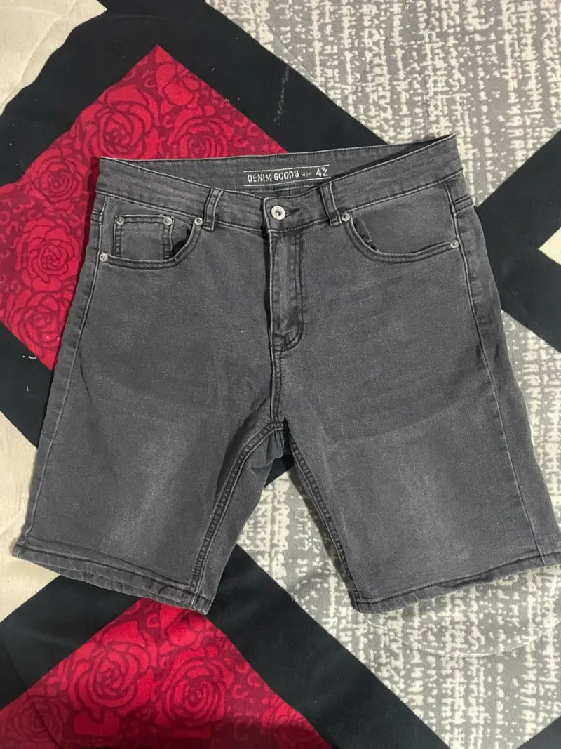 Shorts de mezclilla gris oscuro - 1