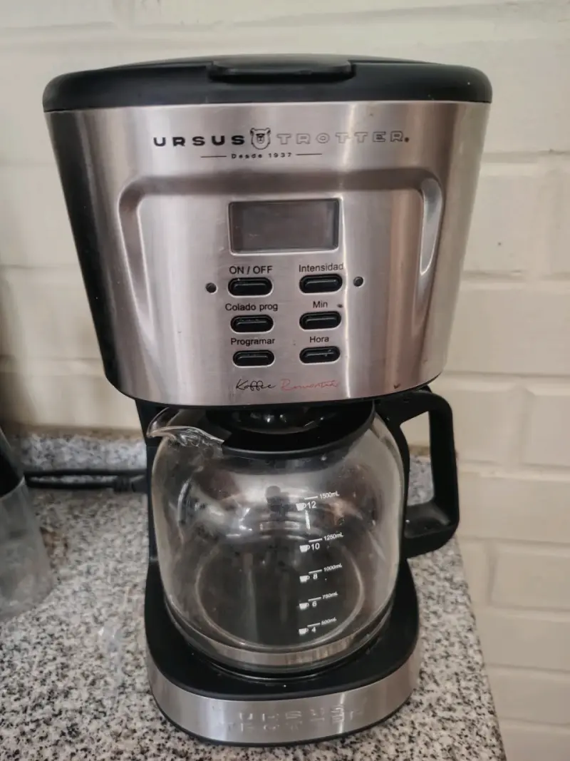 Cafetera Ursus Trotter acero inoxidable