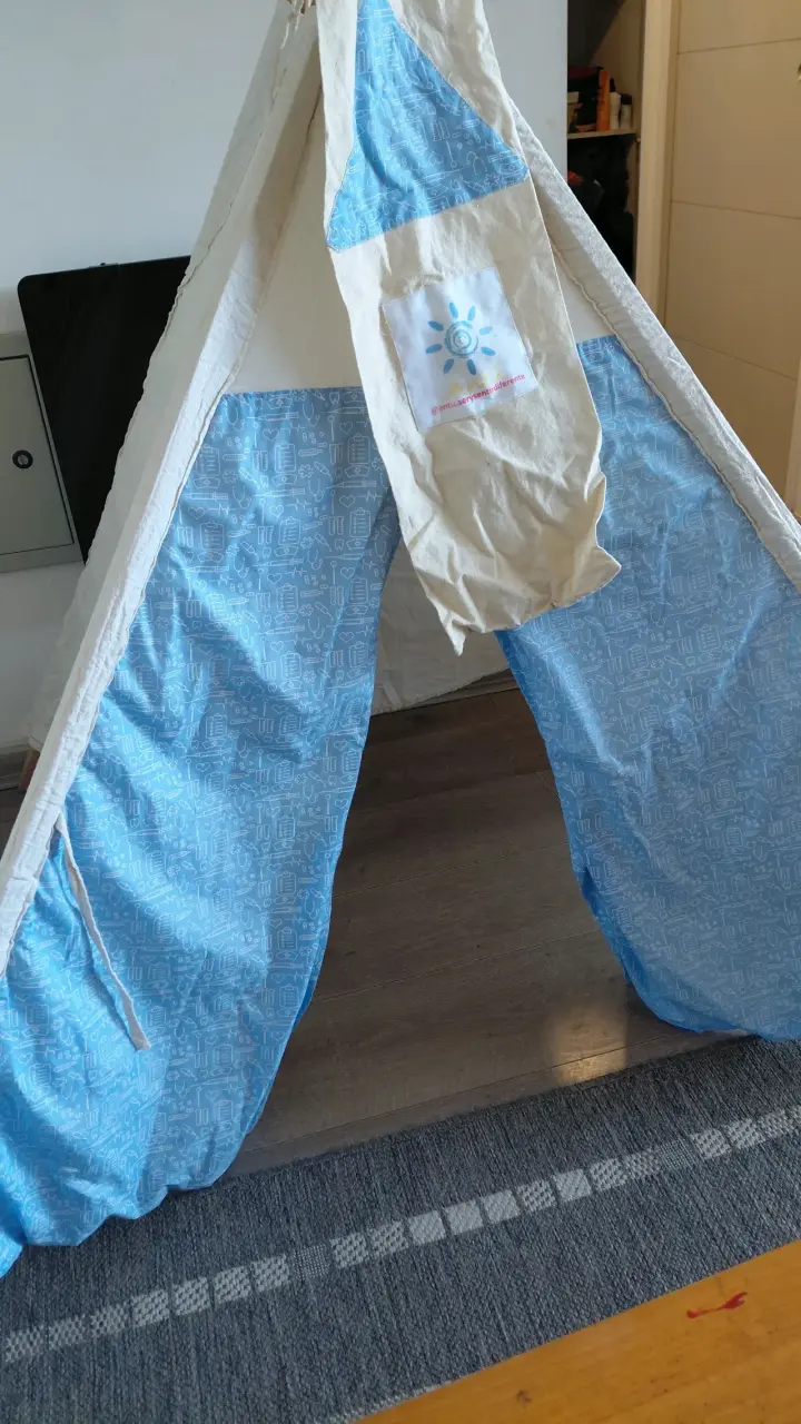 Tienda tipi infantil blanca y azul - 3
