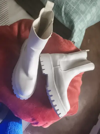 Botines blancos con plataforma - miniatura 1