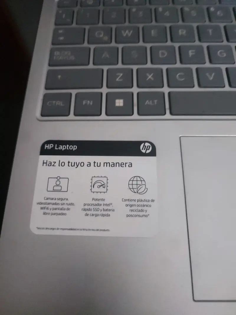 Laptop HP Intel i3 con 8GB RAM - 5