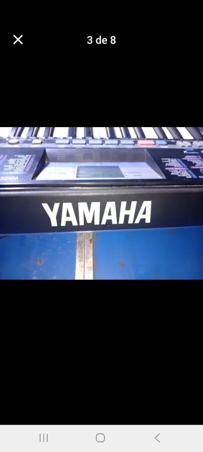 Teclado Yamaha portátil - miniatura 1