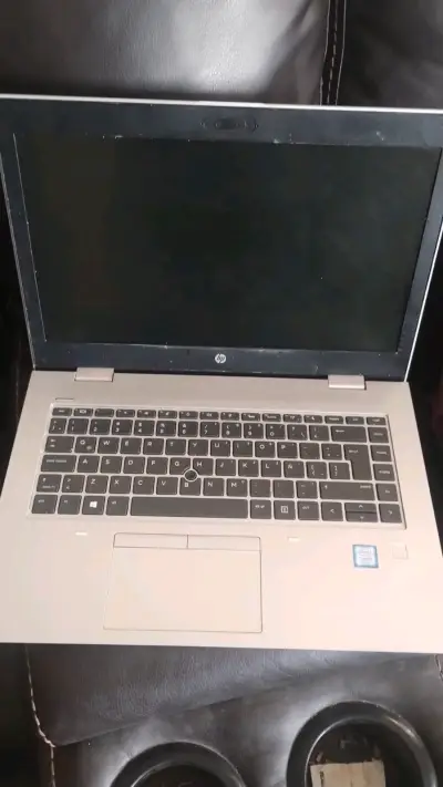 Laptop HP 15 pulgadas - miniatura 1