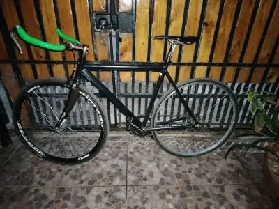 Bicicleta de ruta con horquilla carbono - miniatura 4