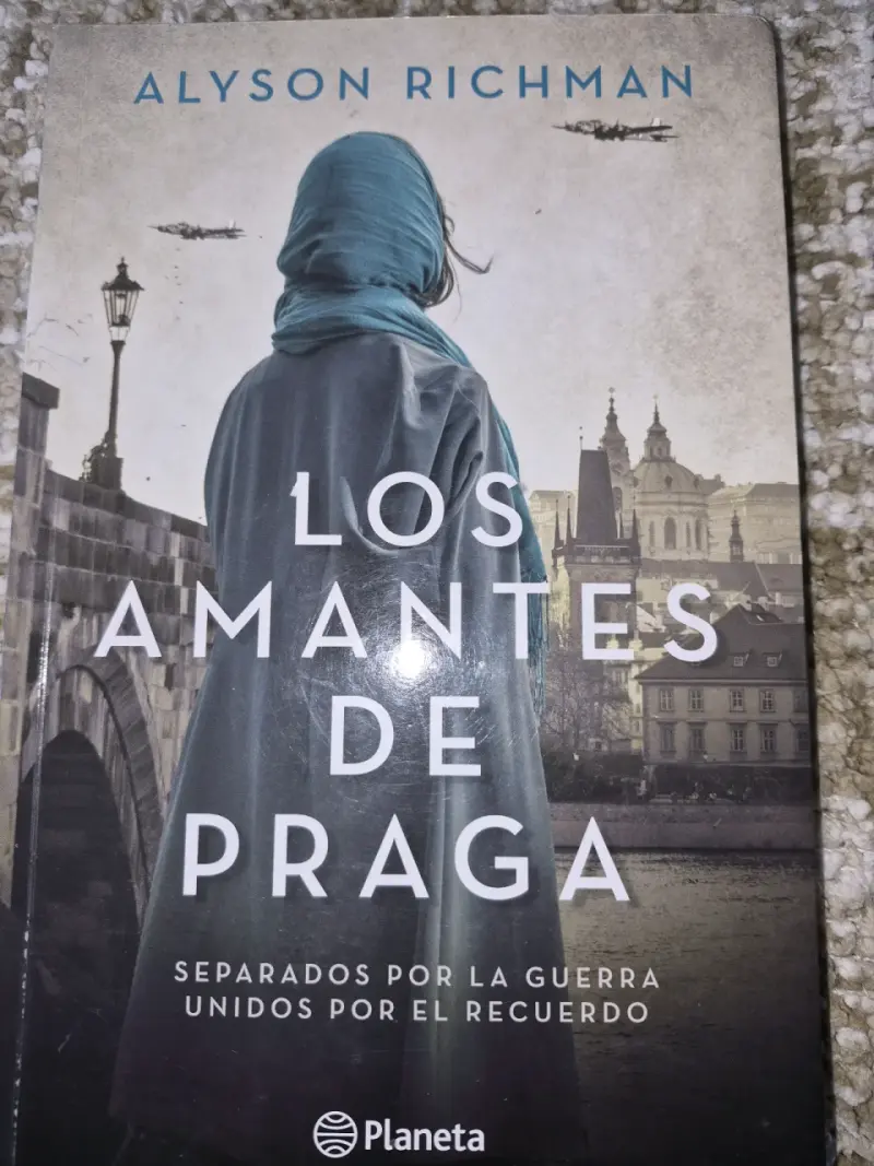 Libro 'Los Amantes de Praga' - 1