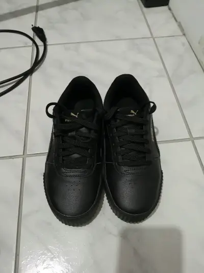 Zapatillas negras deportivas - miniatura 1